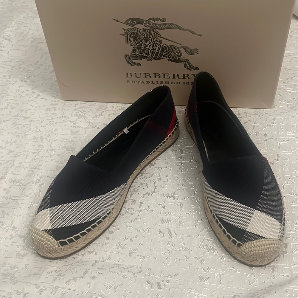 Authentic Burberry Alf Hodgeson  Flat Espadrilles Navy Check